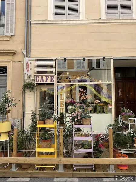 Photo de Fleuriste La Butinerie - Café fleurs, fleuriste à Marseille