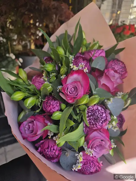 Photo 2 de Parmi les fleurs - Déroulède, fleuriste à Nice